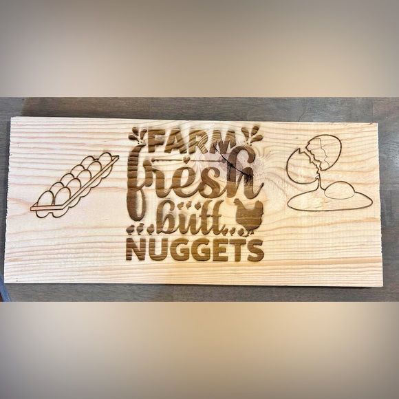 Wooden sign - Picture 1 of 1